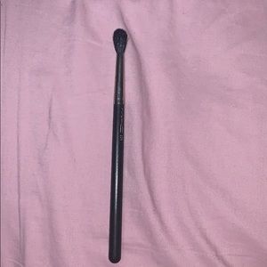 MAC 224 BRUSH